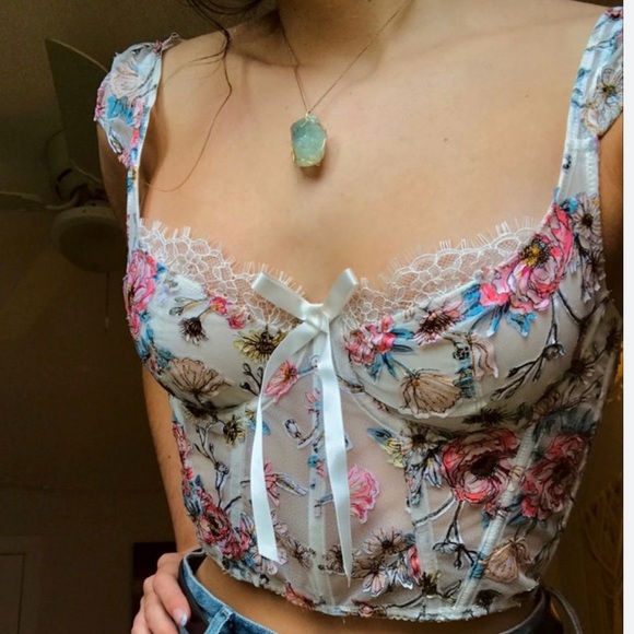 Victoria Secrets Lace Cap-Sleeve Corset Top New Small - Picture 2 of 13